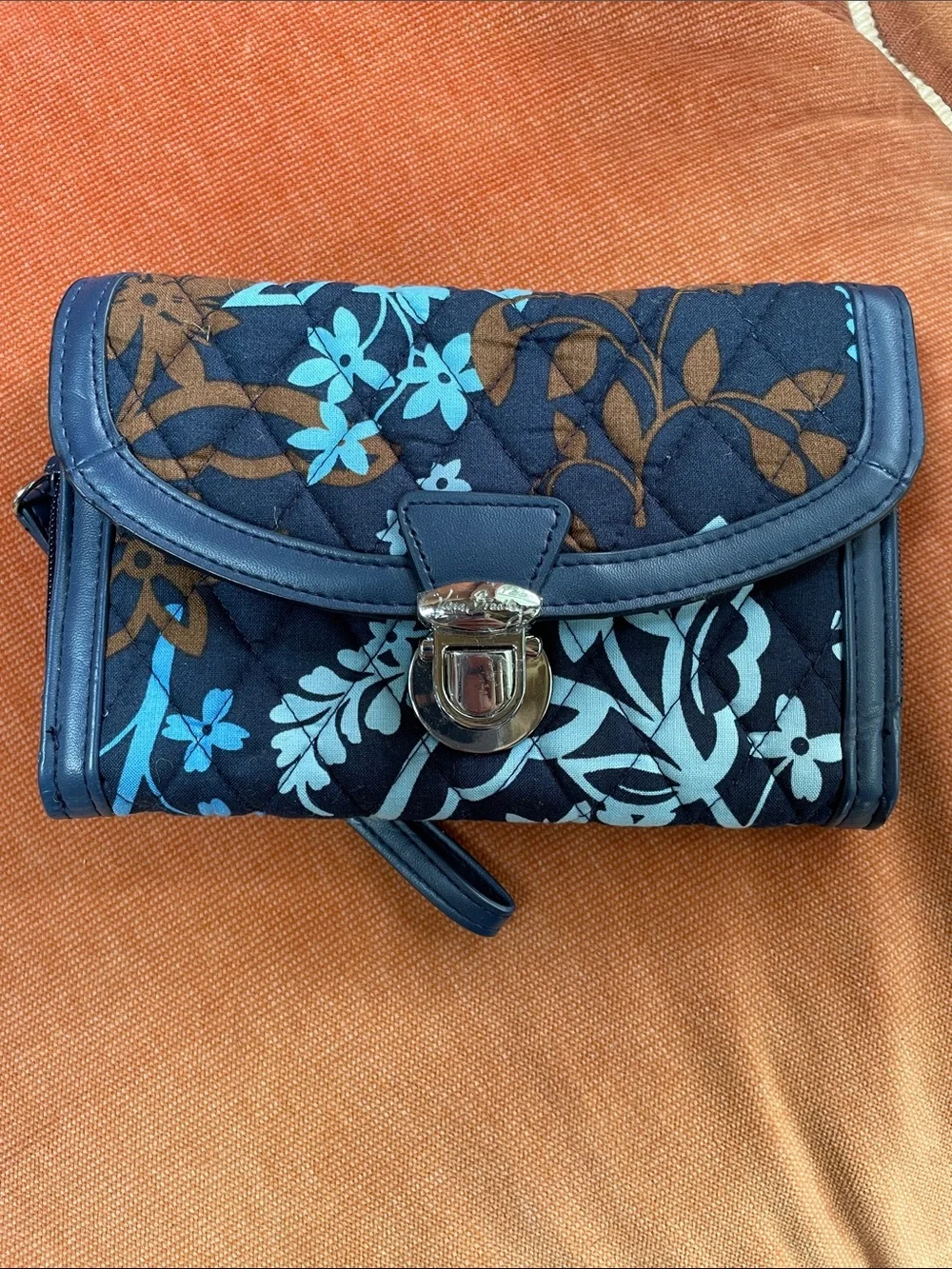 Vera Bradley quilted Floral Clutch Wallet - Navy with Blue & Brown Accents